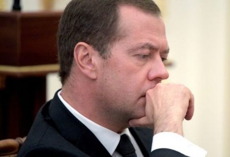 Компартия РФ не будет голосовать за Медведева на пост премьера-министра