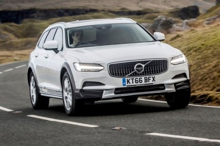 Беспилотные авто Volvo смогут «общаться» и «заглядывать за угол»