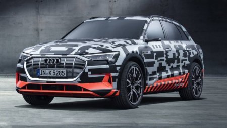 Audi E-Tron официально представят уже 30 августа