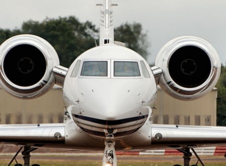 СМИ: Из-за санкций Дерипаске пришлось отказаться от 3х частных самолётов