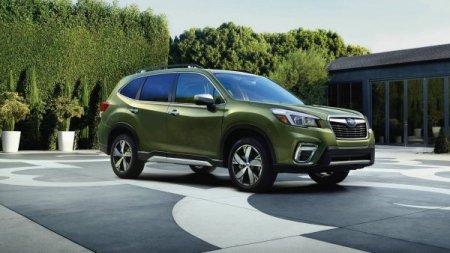 Кроссовер Subaru Forester нового поколения стал гибридом