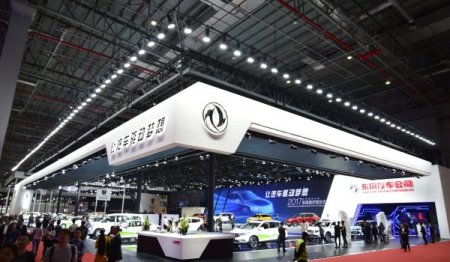 В Dongfeng рассказали, почему новинки бренда так долго едут в РФ