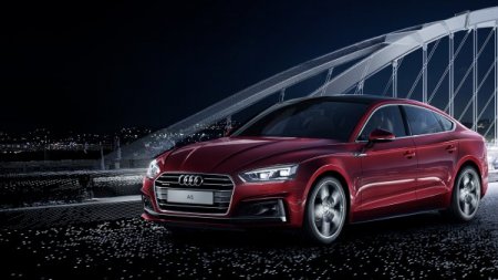 Audi отзывает 11 003 автомобиля A4, A5, Q5 и Q7 из России