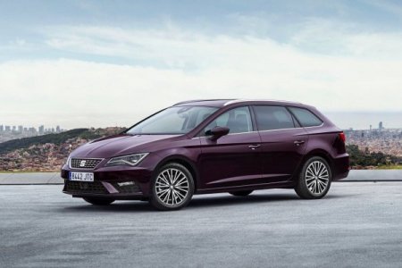 Новый универсал SEAT Leon тестируют в старом кузове