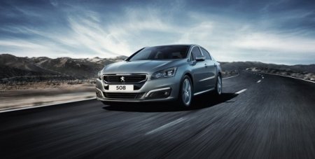 Названы цены на лифтбэк Peugeot 508