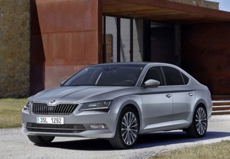 В ходе рестайлинга Skoda Superb получит новый двигатель