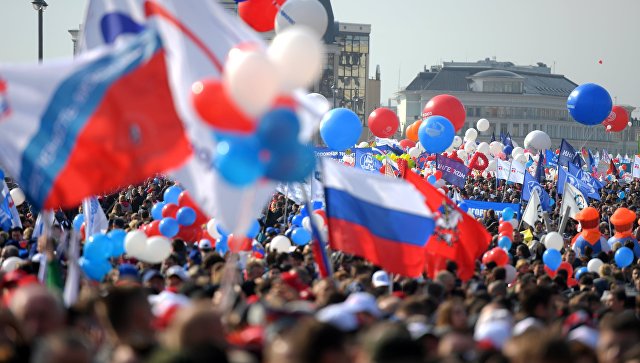 Полиция сообщила о 130 тысячах участников первомайского шествия в Москве