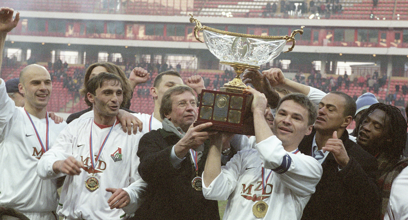 14 лет от одного титула чемпиона до другого, а "Локомотив" все тот же