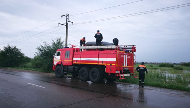 Более 200 жителей поселка в Красноярском крае эвакуированы из-за паводка