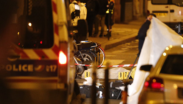 В Париже прооперировали раненного при нападении мужчины с ножом