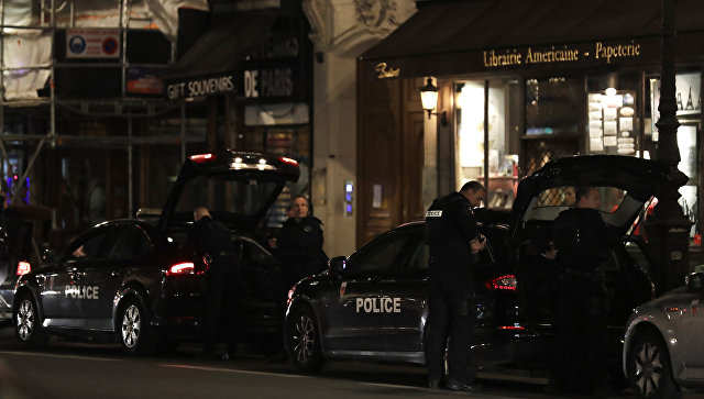 В Париже обыскали квартиру родителей злоумышленника, напавшего на прохожих