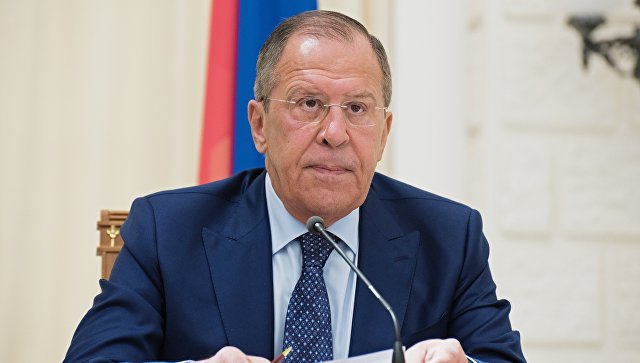 Эксперт увидел сигнал преемственности в сохранении Лавровым поста министра