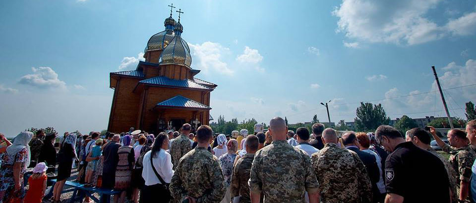 На Донетчине в память о погибших украинских бойцах открыли храм (Фото)