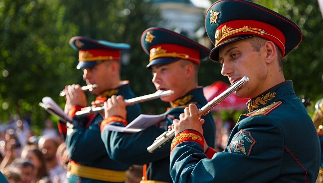 В Москве оркестр военных дирижеров даст большой концерт