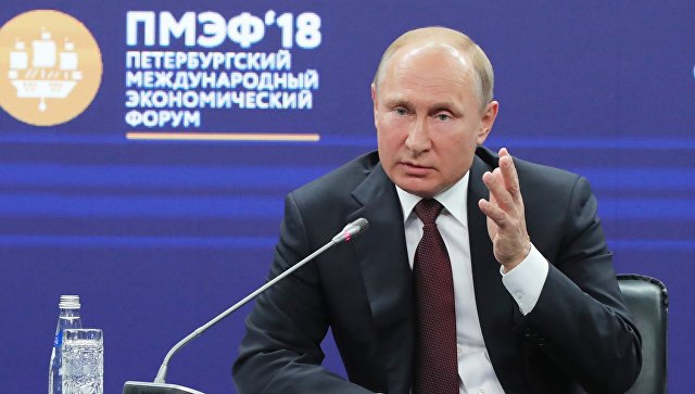 Путин не советует Западу переходить "красную черту" в отношениях с Россией