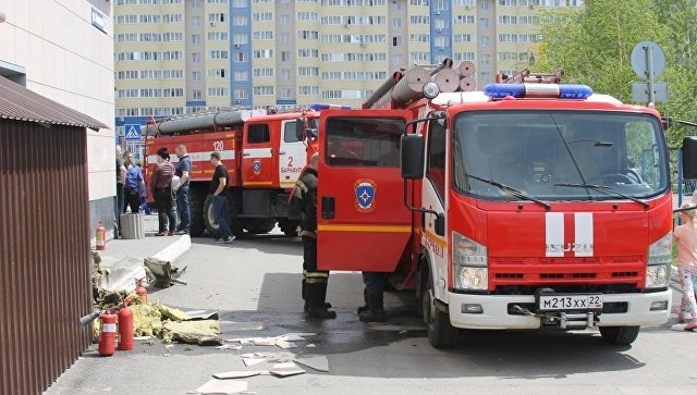 В ТЦ в Барнауле произошел пожар