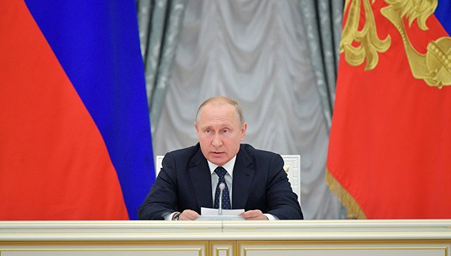 Путин во вторник займется проблематикой регионов