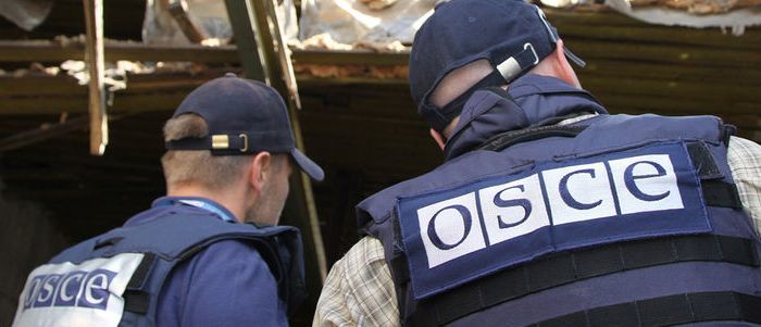 Наблюдатели ОБСЕ снова слышат стрельбу и взрывы у ДФС