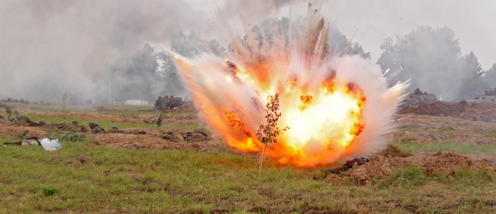 Снаряд попал на объект, где хранились боеприпасы: В штабе ООС рассказали об обстреле из Горловки