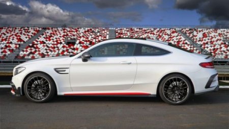 Ателье Mansory представило тюнинг-пакет для купе Mercedes-AMG C63