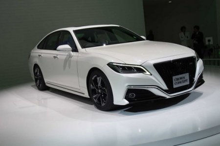 Люксовый Toyota Crown нового поколения отправился в производство