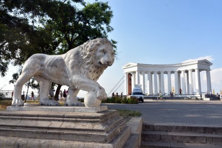 "По донбасскому сценарию". Рада заявила о потере контроля Киева над Одессой