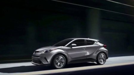 Обновленный кроссовер Toyota C-HR получил расширенный список оснащения