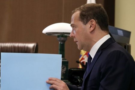 Медведев сообщил о нехватке рабочей силы в РФ