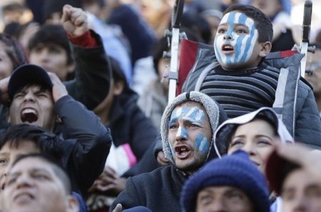 Аргентина попросила РФ депортировать своих болельщиков-хулиганов