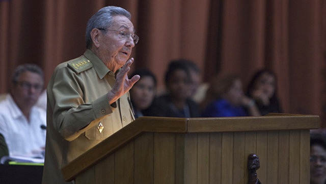 Рауль Кастро займется реформой конституции Кубы