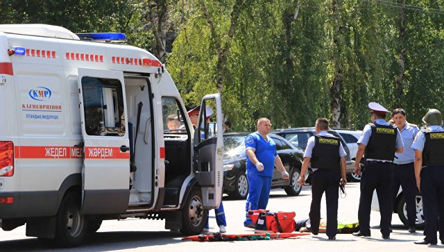 В Казахстане при крушении поезда погиб подросток