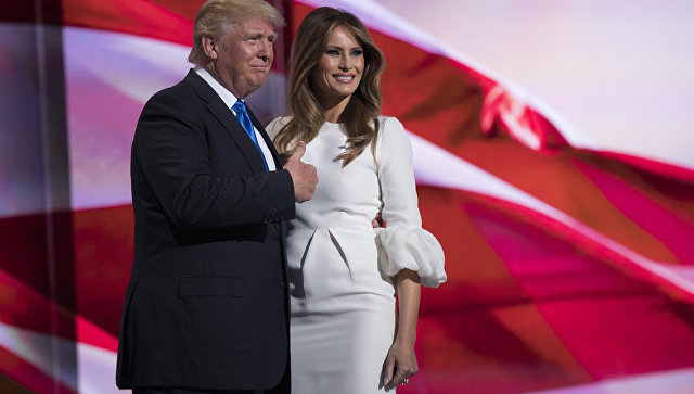 Трамп истолковал надпись о безразличии на куртке своей жены
