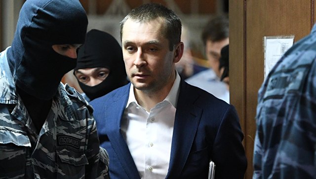 Суд вернется к вопросу о сроках ознакомления Захарченко с материалами дела