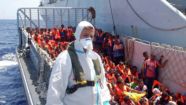 Бельгия примет часть мигрантов с судна Lifeline