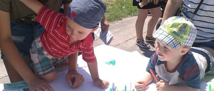 В Станицу Луганскую приехали детские психологи (Фото)