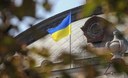 Украине намекнули, как «не раствориться» и укрепить государственность