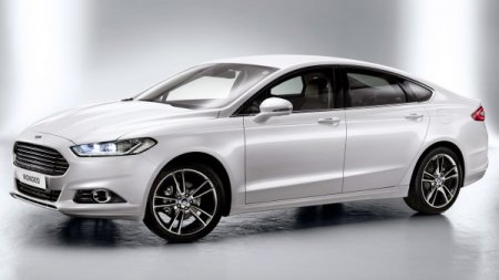 В Россию приехал улучшенный седан Ford Mondeo