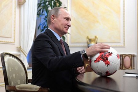 Путин попросил известных футболистов дать прогноз о победителе ЧМ-2018