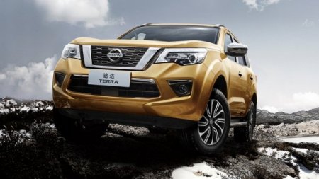 Внедорожник Nissan Terra получил трехрядную версию с дизельным двигателем