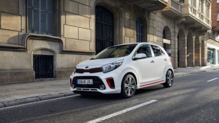 «Заряженный» хэтчбек KIA Picanto GT-Line получил 1-литровый турбомотор