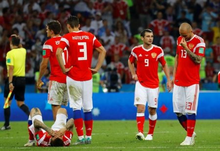 Guardian: сборная России уходит с ЧМ с высоко поднятой головой