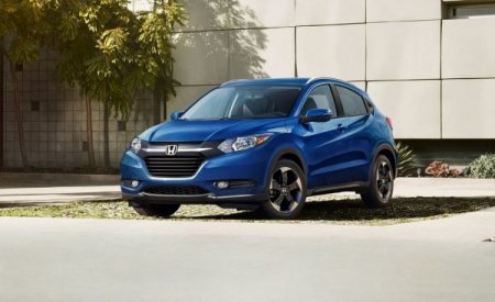 Обновленный кроссовер Honda HR-V замечен на тестах