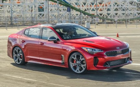 KIA Stinger возглавил ТОП-5 самых ярких и ожидаемых автоновинок 2018 года