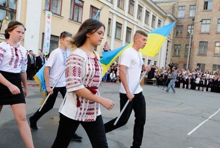 В Днепре мэр пообещал увольнять директоров школ за "любовь к России"