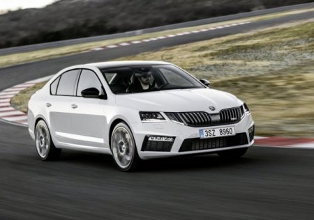 Автомобили Skoda в России продаются с цифровой приборной панелью