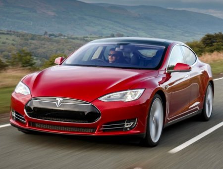 Власти Германии потребовали от владельцев Tesla Model S вернуть субсидии