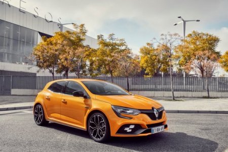 Renault представила самую «горячую» 300-сильную версию хэтча Renault Megane RS?