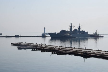 В Одессу прибыли военные корабли НАТО
