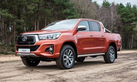 В России продается пикап Toyota Hilux в спецверсии Exclusive