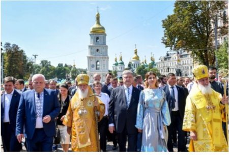 Порошенко рассмешил Интернет заявлениями о европейском выборе князя Владимира